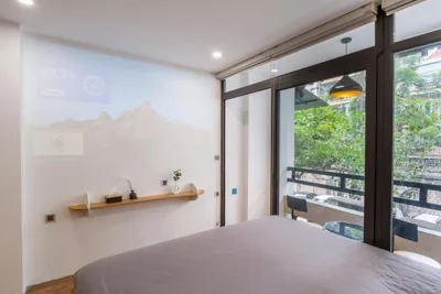 Appartement — Annam Train Street Unbeatable location Loft Balcony chill Old Quarter